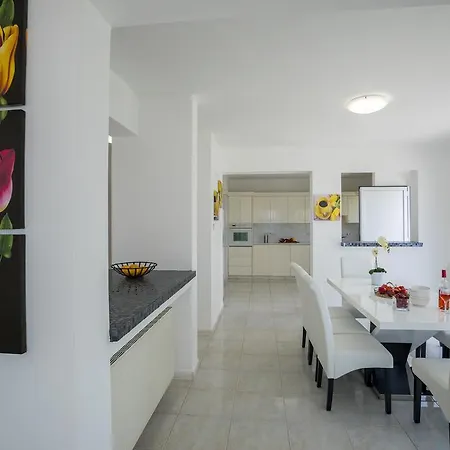 Villa Paradise Beachfront Paralimni