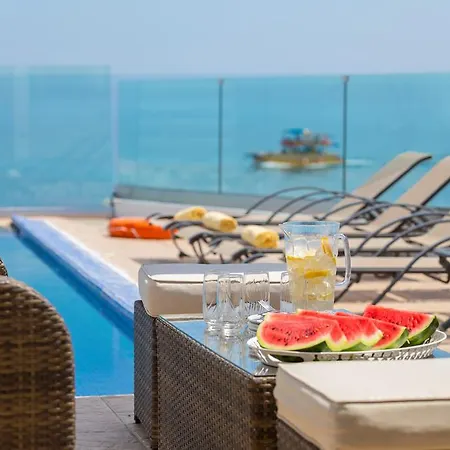 Paradise Beachfront וילה פאראלימני