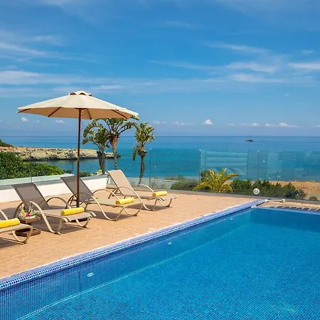 别墅 Paradise Beachfront 帕拉利米尼