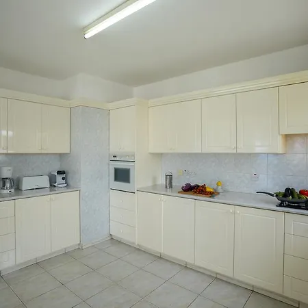 Paradise Beachfront וילה
